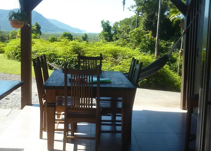 Daintree Holiday Homes - La Vista