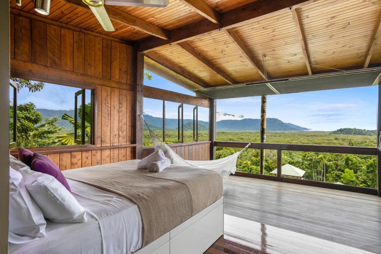 Daintree Homes - La Vista Holiday home Cow Bay